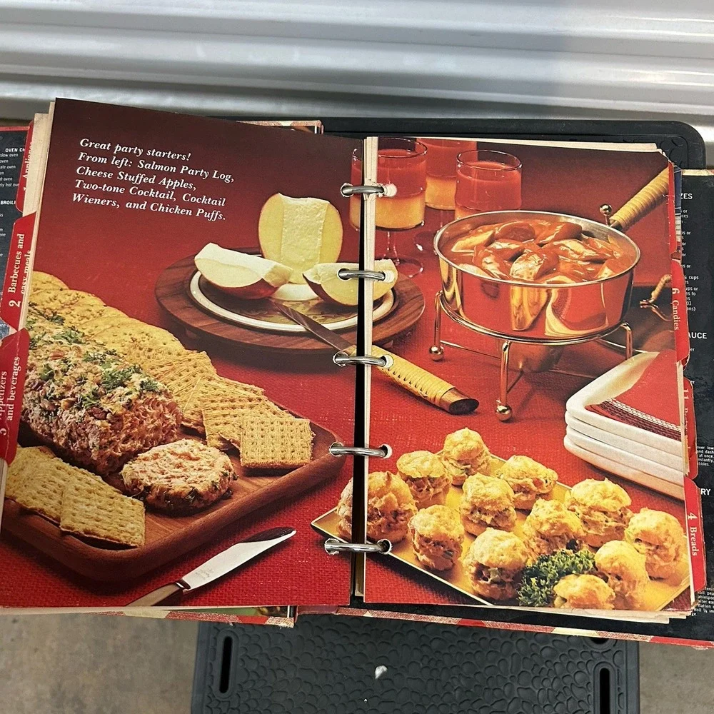 Better Homes and Gardens New Cook Book 5 Ring Revised Edition 5th Printing‎ 1978